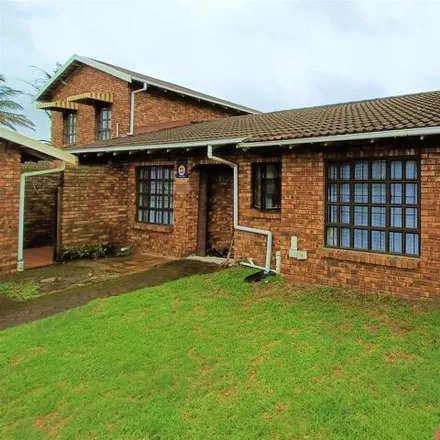 Image 1 - uMhlathuze Ward 2, uMhlathuze Local Municipality, King Cetswayo District Municipality, South Africa - Townhouse for sale