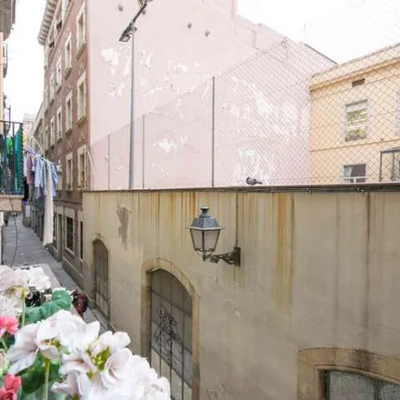 Image 9 - Carrer de l'Argenter, 2, 08003 Barcelona, Spain - Apartment for rent