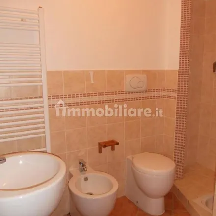 Rent this 2 bed townhouse on Scuola elementare Titignano in Via Tosco Romagnola, 56023 Cascina PI