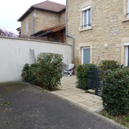 Image 2 - 32 Route de Lyon - La Grive, 38300 Bourgoin-Jallieu, France - Apartment for rent