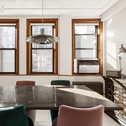 Image 4 - 131 West 28th Street, New York, NY 10001, USA - Apartment for sale