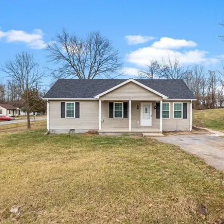 Buy this 3 bed house on 190 South Lucas Street in Junction City, Boyle County
