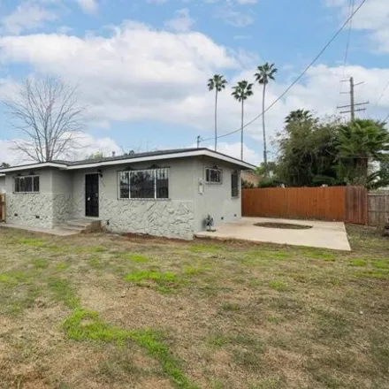 Buy this 2 bed house on 659 West 10th Avenue in Escondido, CA 92025