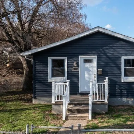 Buy this 3 bed house on 499 East 15th Street in East Side, Covington