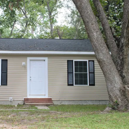 Buy this 3 bed house on 1314 Alma Avenue in Warner Robins, GA 31088