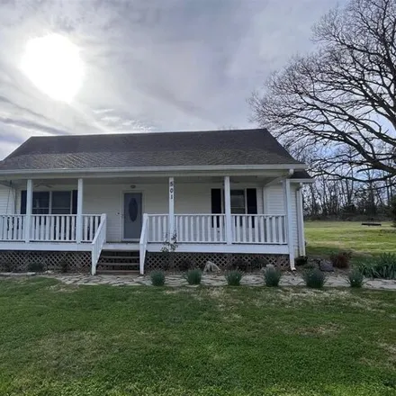 Image 1 - 503 Cemetery Street, Adairville, Logan County, KY 42202, USA - House for sale