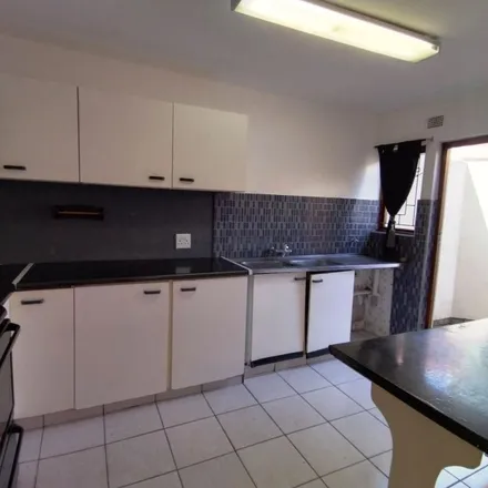 Image 6 - Rif Road, eThekwini Ward 101, Durban, 4058, South Africa - Apartment for rent