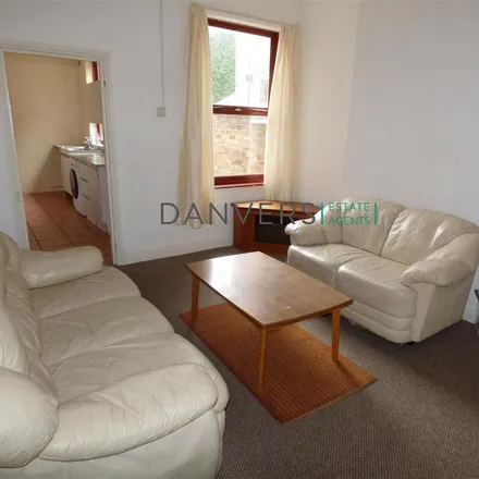 Image 1 - Windermere Street, Leicester, LE2 7GU, United Kingdom - Townhouse for rent