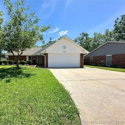 Buy this 3 bed house on Ginger Court in Pryor Creek, OK 74361