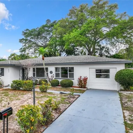 Image 3 - 4840 107th Street North, Pinellas County, FL 33708, USA - House for sale