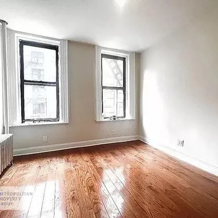 Rent this 1 bed apartment on Phipps Plaza South in 330 East 26th Street, New York