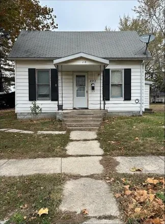 Buy this 3 bed house on 273 Sheridan in Macon, MO 63552