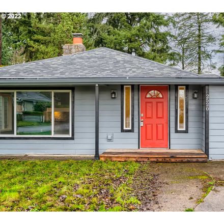 Rent this 3 bed house on 2520 East 18th Street in Vancouver, WA 98661