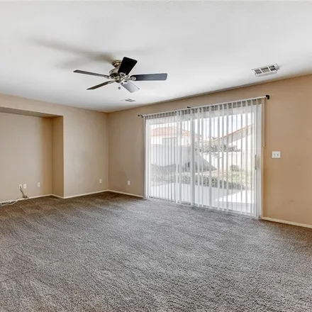 Image 4 - 8330 Feather Duster Court, Spring Valley, NV 89113, USA - House for sale