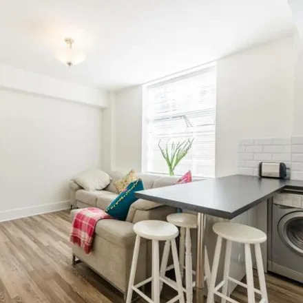Image 5 - Cumberland Mansions, Brown Street, London, W1H 5YY, United Kingdom - Apartment for sale