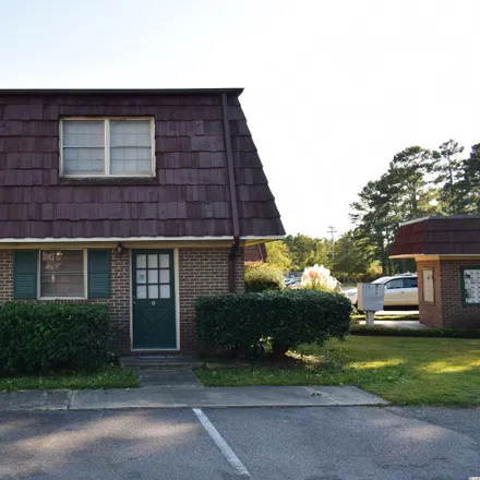 Image 2 - 1722 US 501, Conway, SC 29526, USA - Townhouse for sale