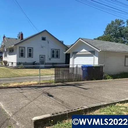 Buy this 2 bed house on 1010 5th Street Northeast in Salem, OR 97311