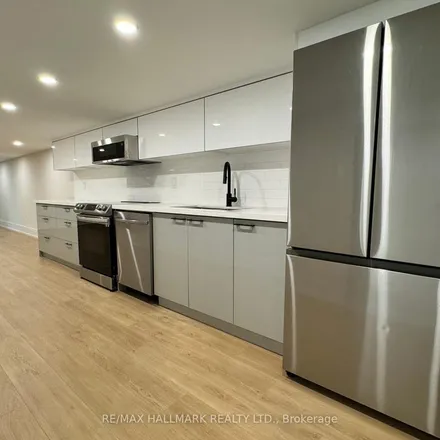 Rent this 2 bed apartment on Toronto Fire Station 315 in 132 Bellevue Avenue, Old Toronto