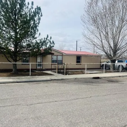 Buy this studio apartment on 565 Huntington Circle in Bloomfield, NM 87413