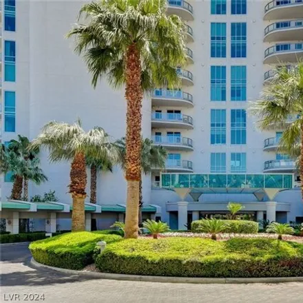 Buy this 2 bed condo on Turnberry Towers Tower I in Joe W Brown Drive, Winchester