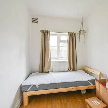 Image 5 - 100 Manor Road, London, N17 0JE, United Kingdom - Apartment for rent