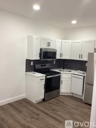 Rent this 2 bed apartment on 613 S 61st St