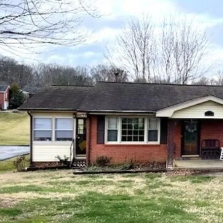 Buy this 3 bed house on 189 Maple Avenue in Glasgow, KY 42141