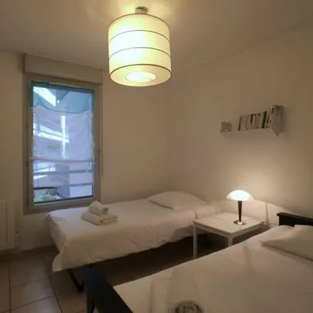 Image 7 - 5 Rue Marie-Madeleine Fourcade, 69007 Lyon, France - Apartment for rent