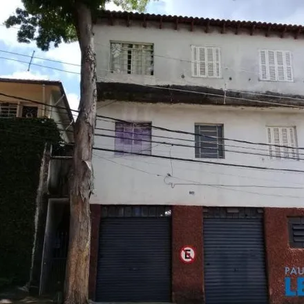 Buy this 6 bed house on Centro Cultural Iskcon Prasadam in Rua Tomás Gonçalves, Butantã