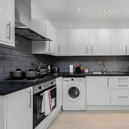 Rent this 2 bed apartment on London in E9 6EG, United Kingdom
