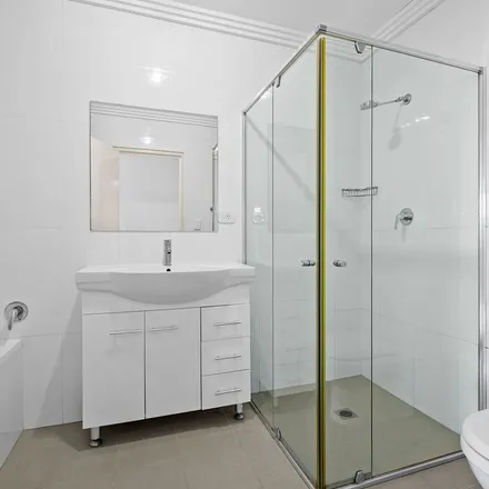 Image 2 - 9 Bellbrook Avenue, Sydney NSW 2077, Australia - Apartment for rent
