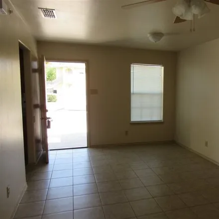 Image 3 - 1421 Garza Street, Laredo, TX 78040, USA - Apartment for rent