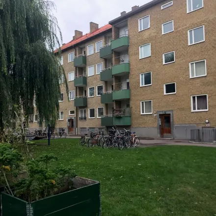 Rent this 3 bed apartment on Bragegatan 27 in 214 46 Malmo, Sweden