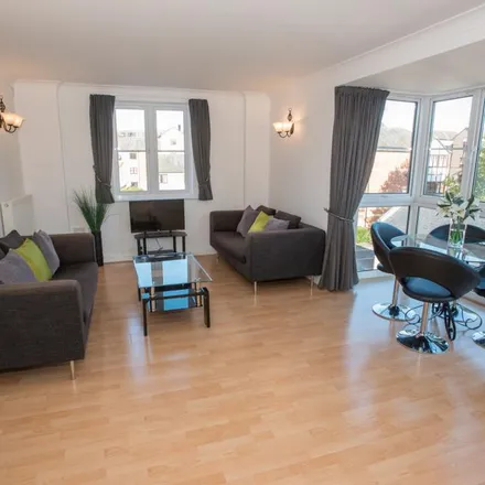 Rent this 2 bed apartment on The Maltings in Fobney Street, Katesgrove