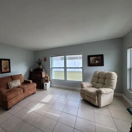 Image 2 - 1616 Smith Drive, Whispering Hills Golf Estates, Titusville, FL 32780, USA - House for sale