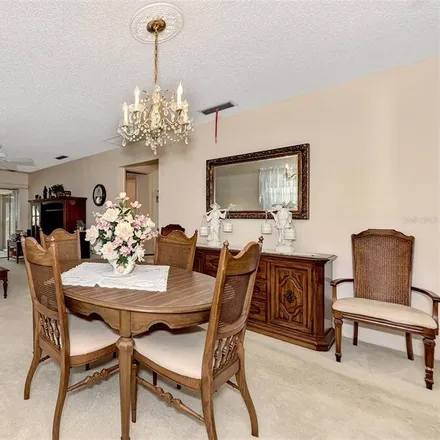 Image 3 - 1220 Tallywood Drive, Sarasota, FL 34237, USA - House for sale