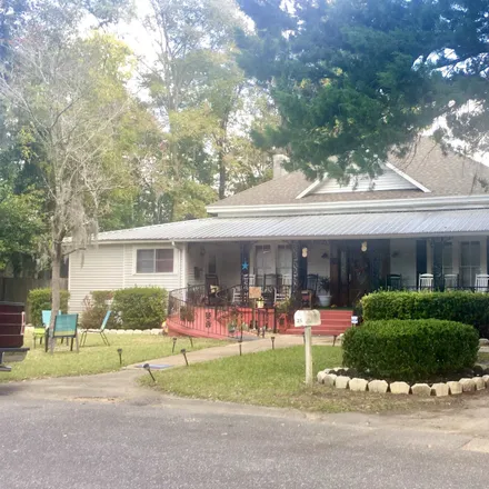 Buy this 6 bed house on 25 Madison Street in Chattahoochee, FL 32324