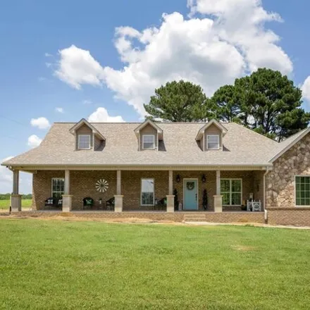 Buy this 5 bed house on 2577 County Road 34 in Florence, Alabama