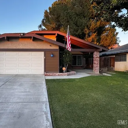 Buy this 3 bed house on 7872 Cibola Drive in Bakersfield, CA 93309
