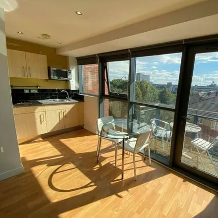 Rent this studio apartment on Broomhall Street in Devonshire, Sheffield