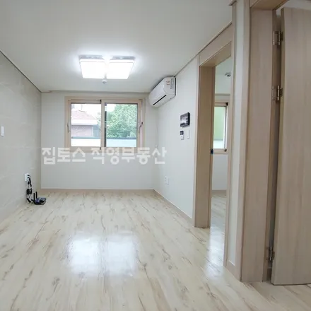 Rent this 2 bed apartment on 서울특별시 강남구 개포동 171-6