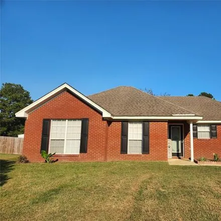 Buy this 3 bed house on 91 Meadowview Drive in Elmore, Elmore County