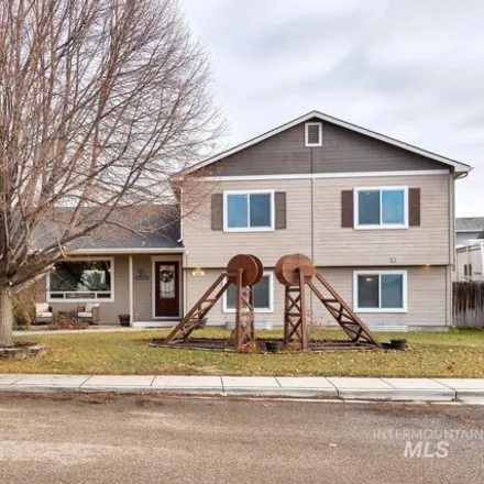 Buy this 5 bed house on 58 North Wedgwood Drive in Nampa, ID 83651