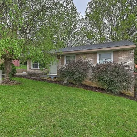 Buy this 3 bed house on 672 Bradley Street in Elizabethton, TN 37643