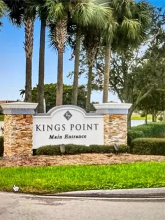 Buy this 1 bed condo on 23 Waterford Way in Palm Beach County, FL 33446