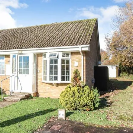 Buy this 2 bed house on Little Dene Copse in Pennington, SO41 8EW