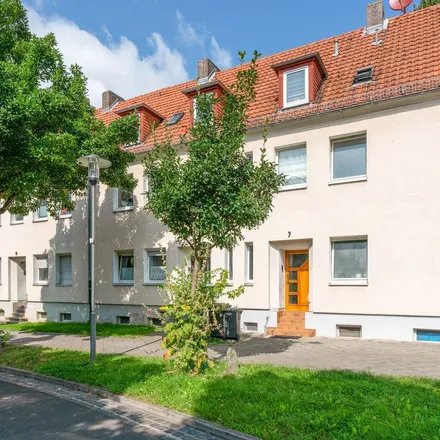 Rent this 4 bed apartment on Knutzenstraße 8 in 34127 Kassel, Germany