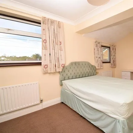 Image 2 - Riverside Close, Laverstock, SP1 1QW, United Kingdom - Room for rent