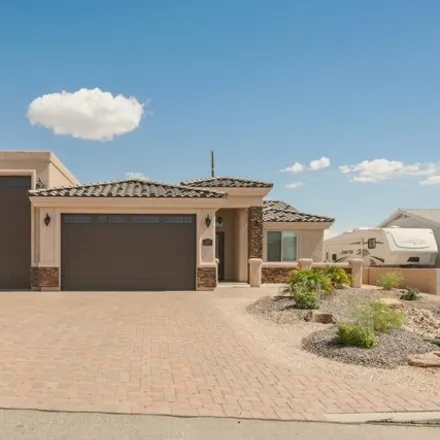 Rent this 3 bed house on 2718 Glengarry Drive in Lake Havasu City, AZ 86404