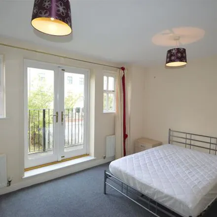 Rent this 4 bed townhouse on Schuster Road in Victoria Park, Manchester